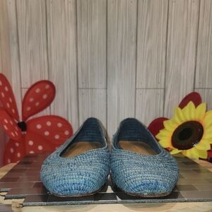 Beau And Ro By Sara Rossi Blue Woven Women's Flats